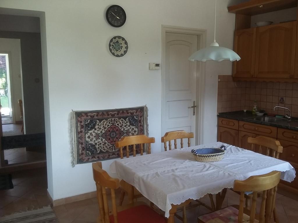 Gesztenyes Vendeghaz Harkány Zewnętrze zdjęcie